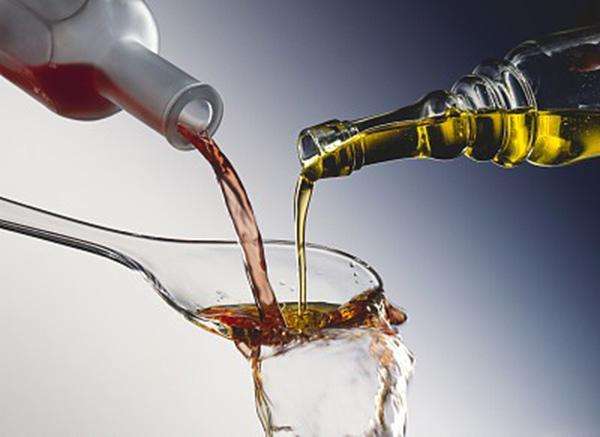 江门润滑油厂家告诉你机械用黄油、润滑油、机油、润滑脂的区别